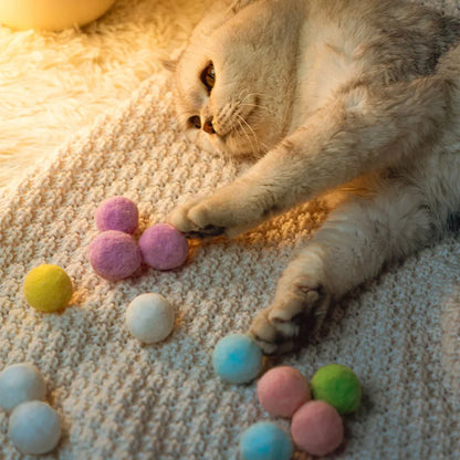 Interactive Pompom Launcher Cat Toy